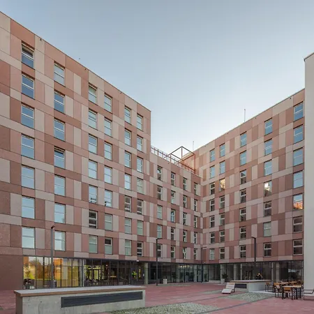 Milestone Fabryczna By Tribera 3*