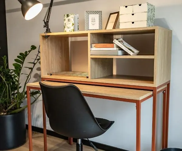 Aparthotel Milestone Fabryczna 3*